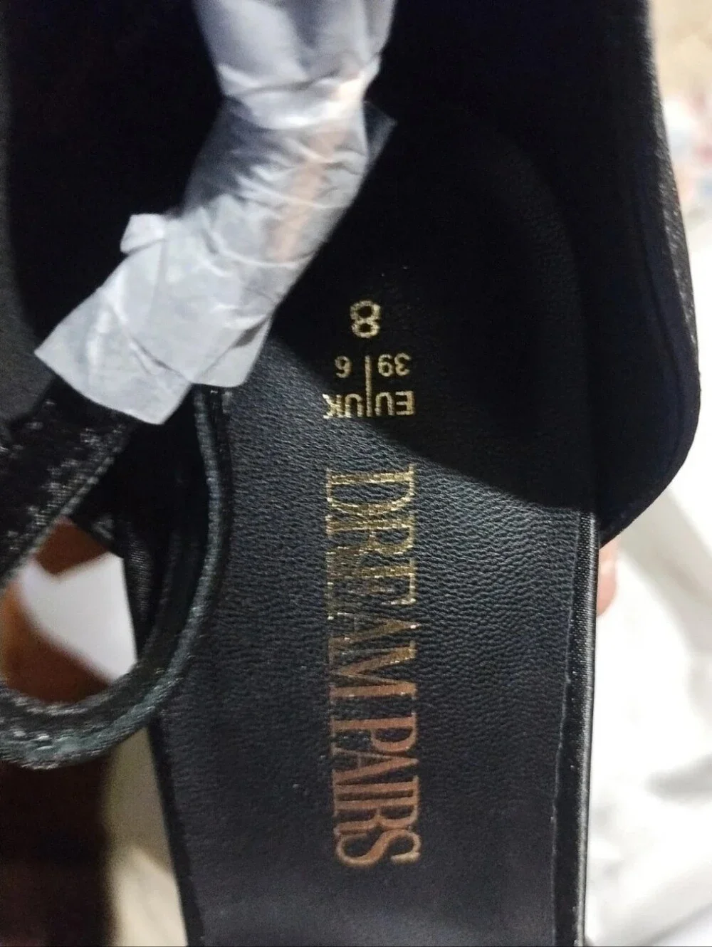 Dream Pairs women's size 8 high platform closed toe black satin heels.